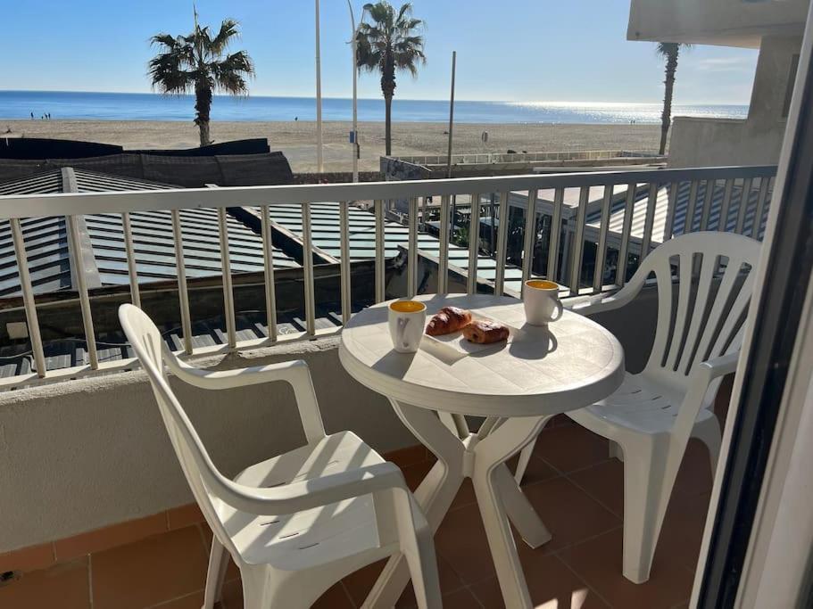 Le Carrousel - Apt Vue Mer - Plage A 10 M - Clim - Wifi กาเนต์-อ็อง-รูสซียง ภายนอก รูปภาพ